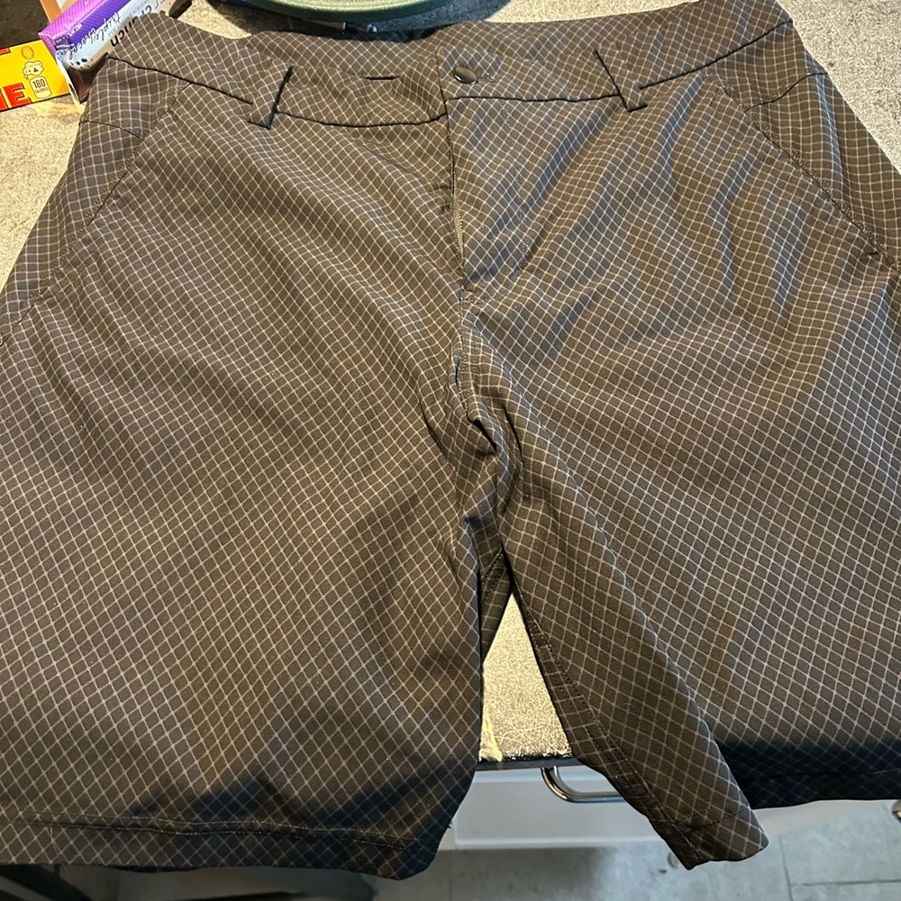 lululemon athletica Men's Brown Patterned Shorts